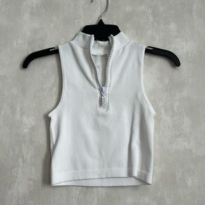 NWT WHITE ribbed crop top